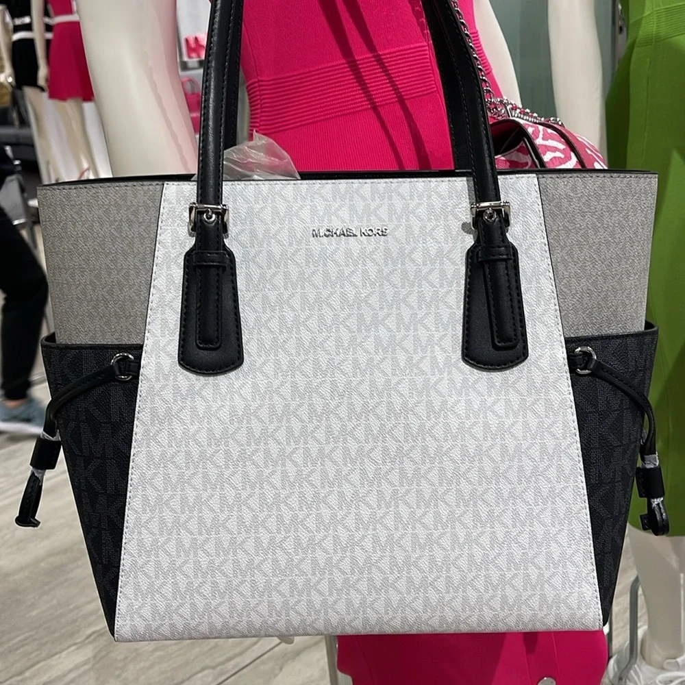 Michael Kors Voyager Large Color-Block Signature Logo Tote Bag Optic White NWT